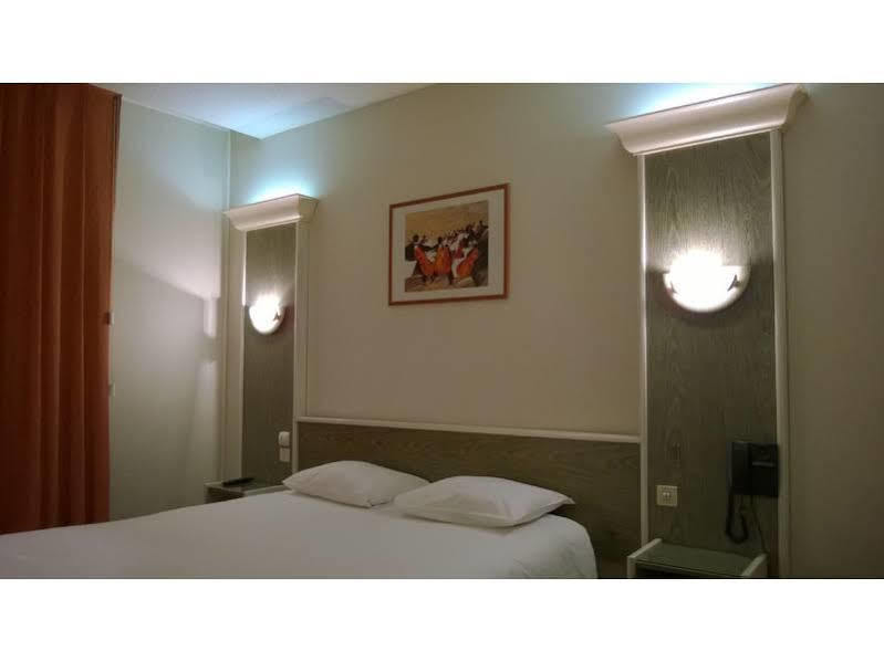 Dav'Hotel Jaude Клермон-Феран Екстериор снимка
